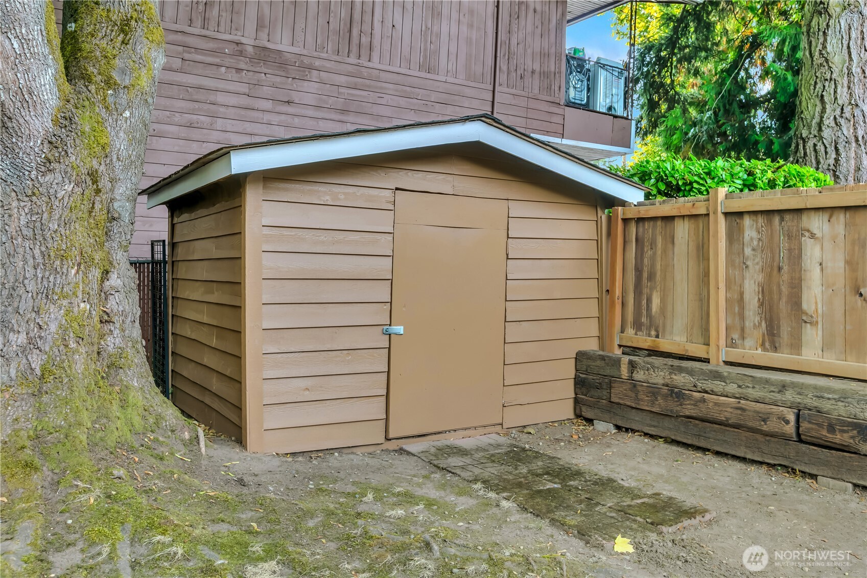 13733 Southeast 272nd Street Kent, WA 98042 - Photo 34 of 40 a view of a house with backyard and wooden fence