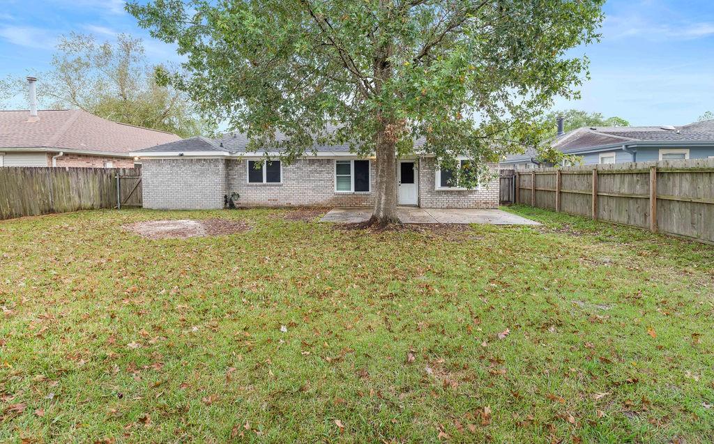 1714 Kings Row Slidell, LA 70461 - Photo 11 of 12