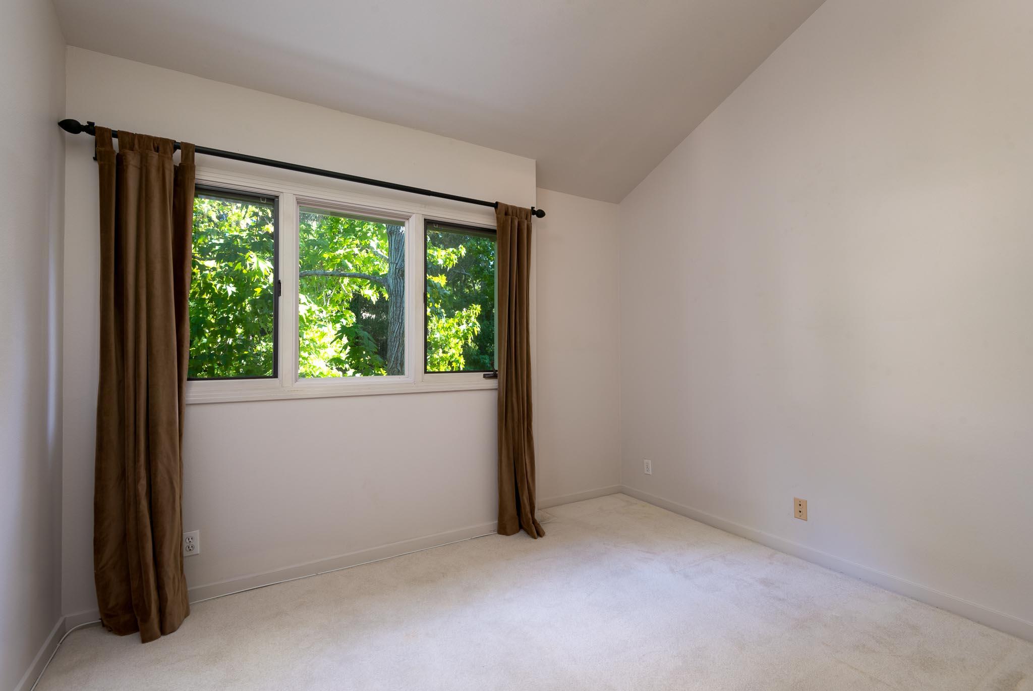 907 Weldon Road Santa Barbara, CA 93109 - Photo 14 of 20 Third Bedroom