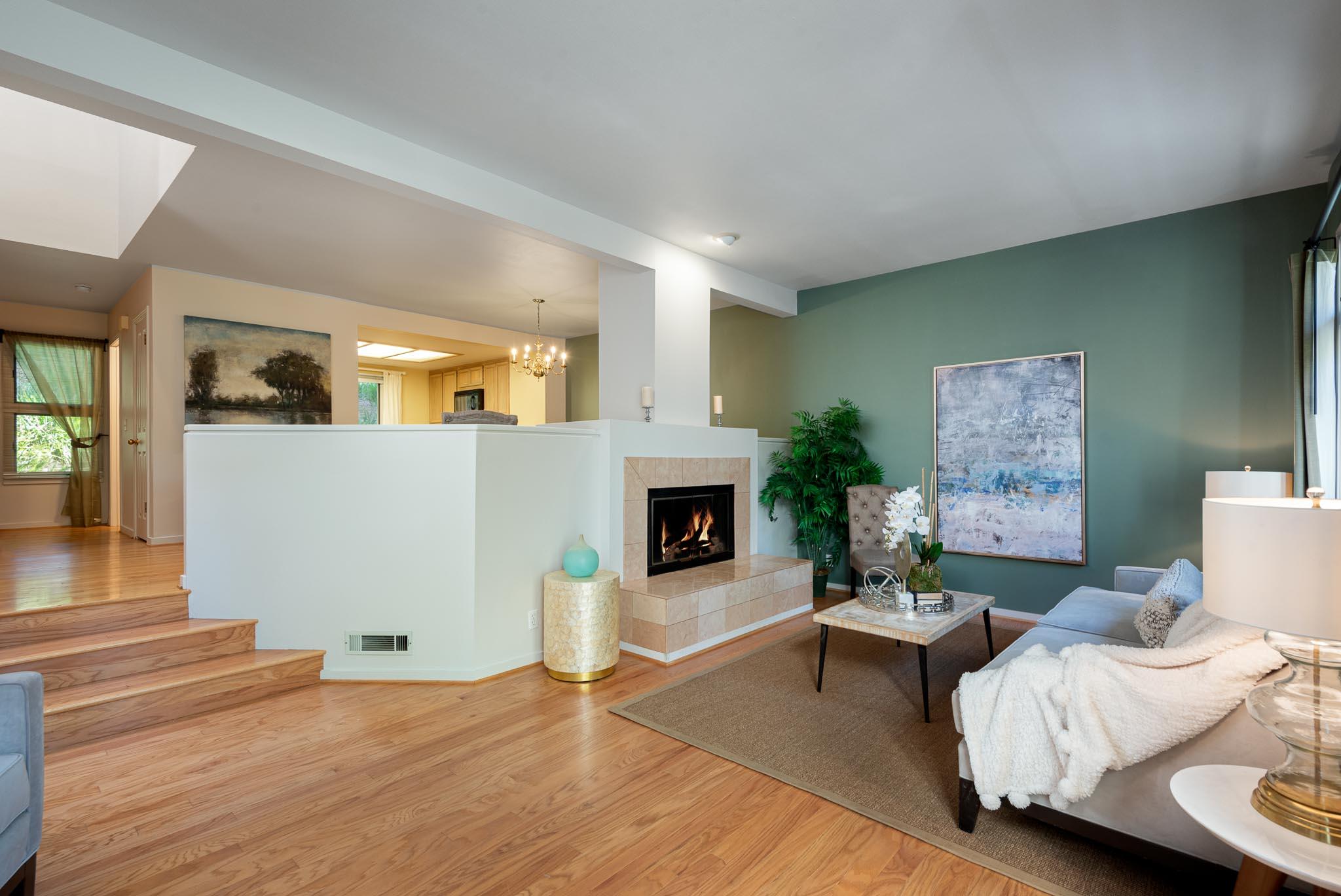 907 Weldon Road Santa Barbara, CA 93109 - Photo 5 of 20 Great Room
