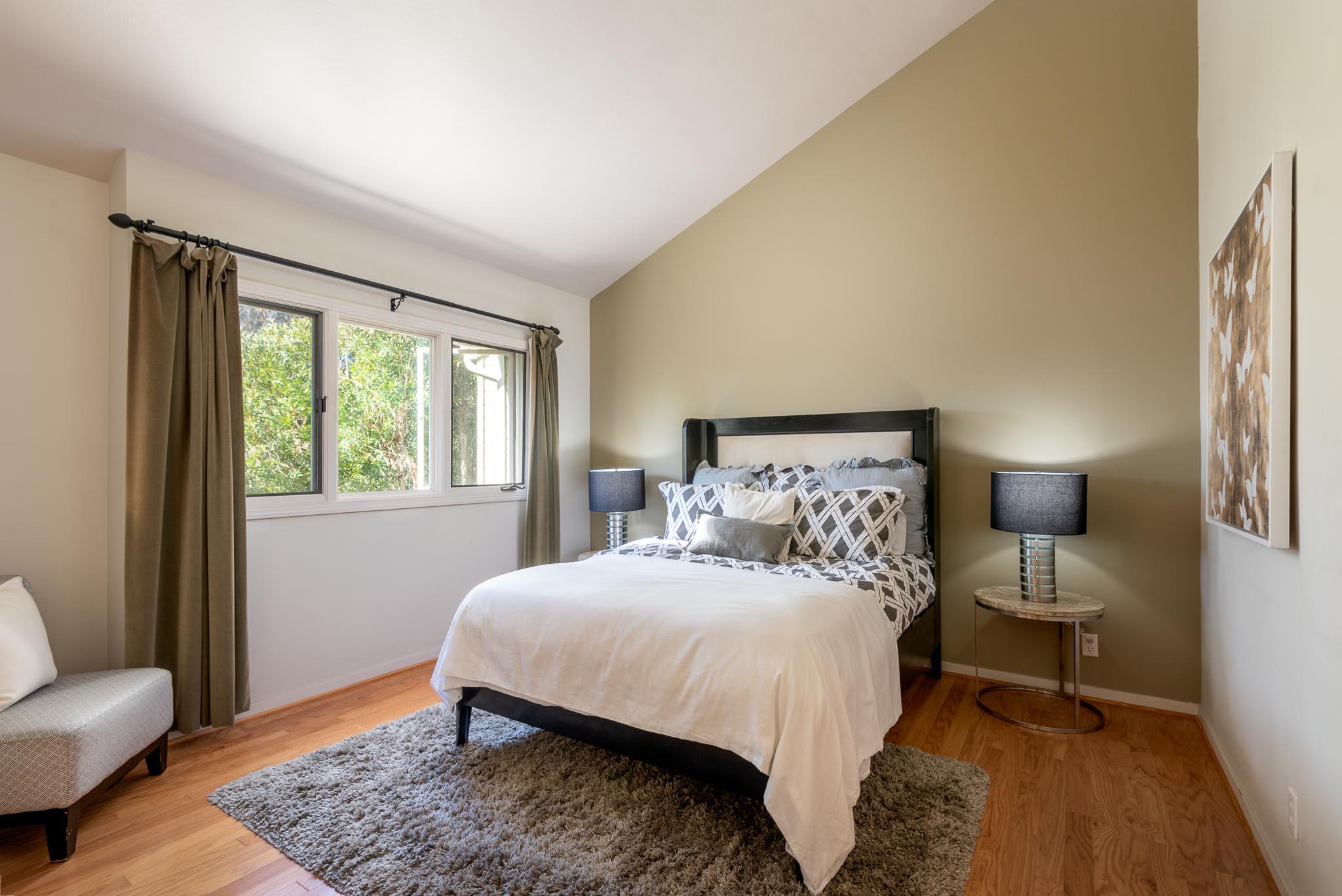 907 Weldon Road Santa Barbara, CA 93109 - Photo 10 of 20 Master Bedroom