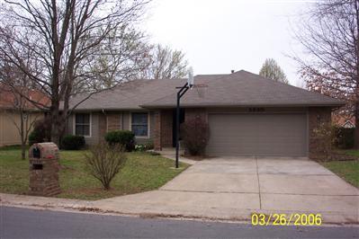 3330 West Camelot Street Springfield, MO 65807 - Photo 1 of 1 Primary Photo