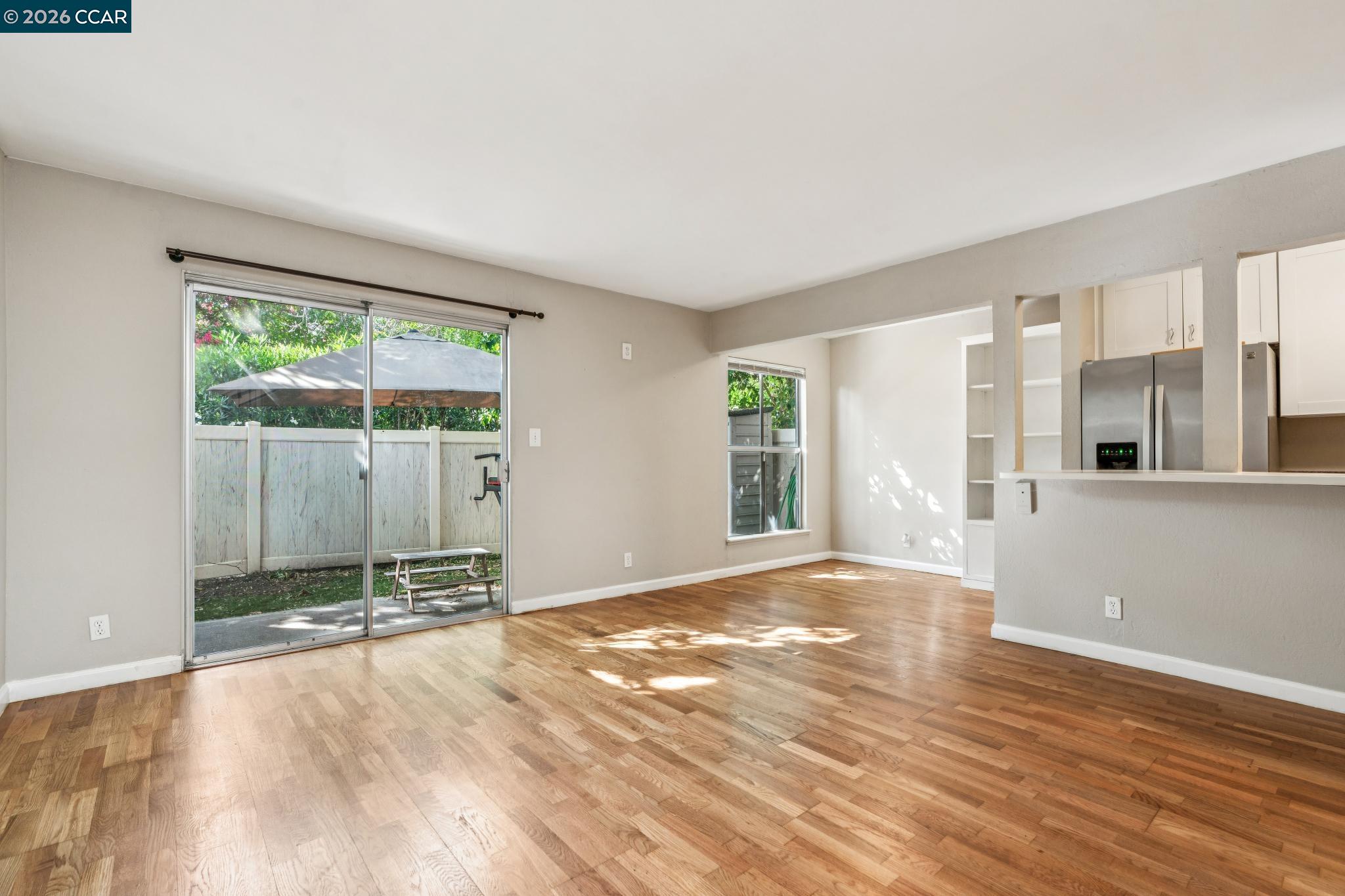 2035 Sierra Road, Unit 4 Concord, CA 94518 - Photo 4 of 28