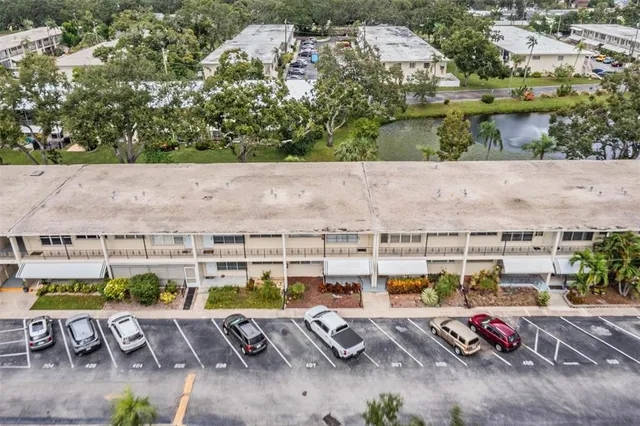 $119,000 | 5665 40th Avenue North, Unit 407, Kenneth City, FL 33709