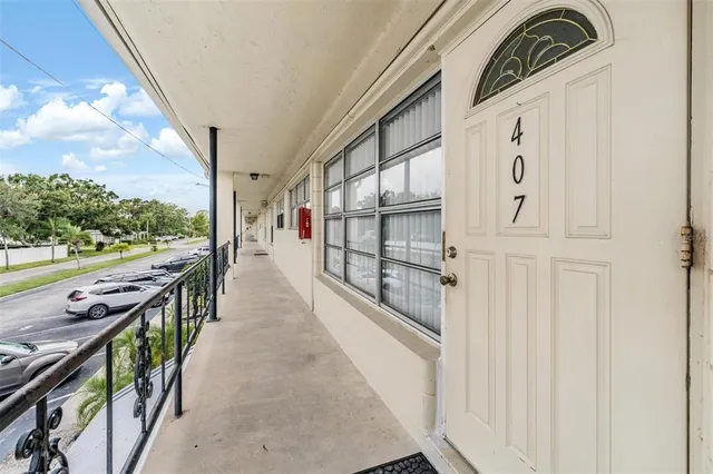 $119,000 | 5665 40th Avenue North, Unit 407, Kenneth City, FL 33709