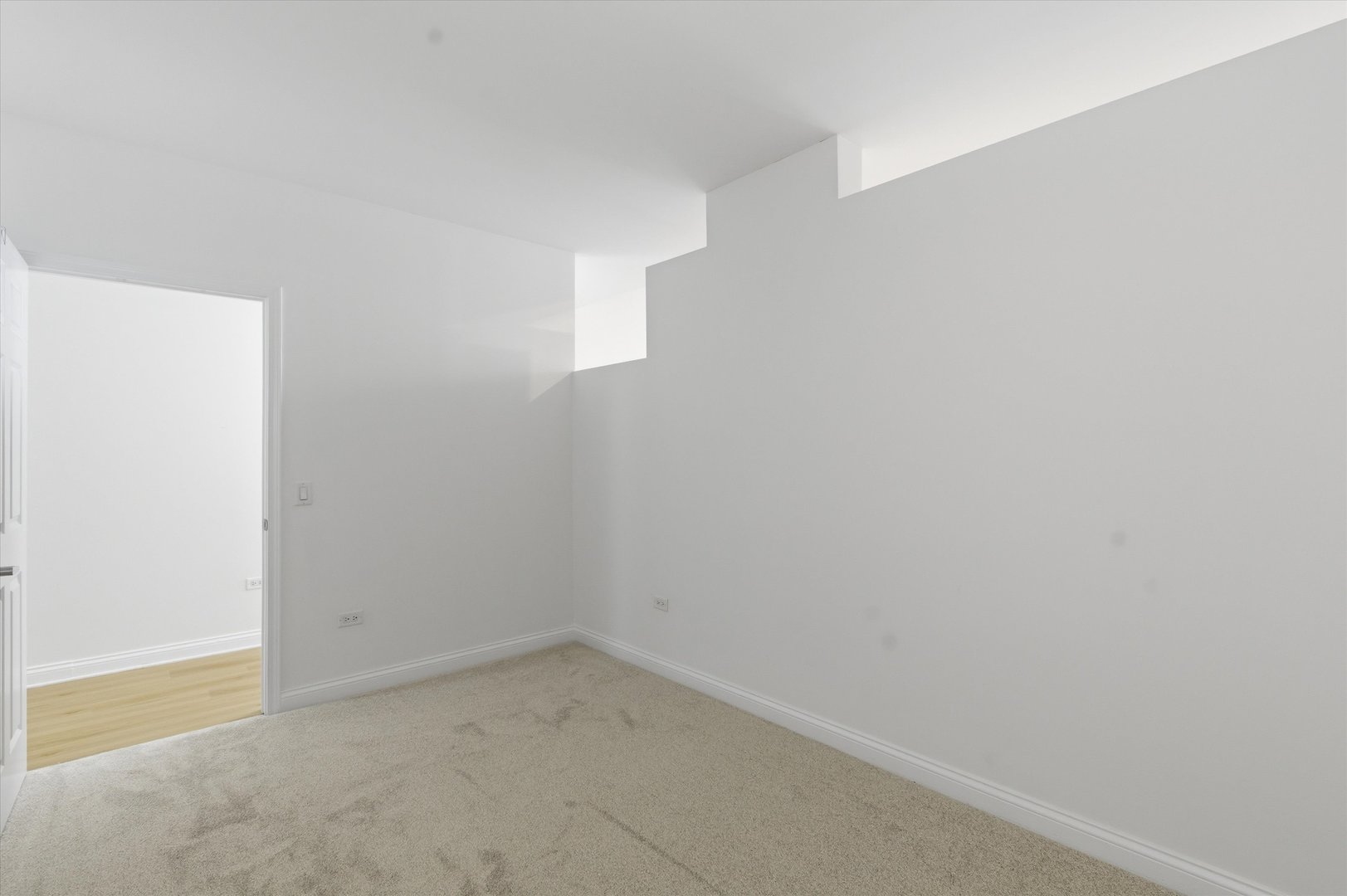 8 West Monroe Street, Unit 2005 Chicago, IL 60603 - Photo 11 of 23