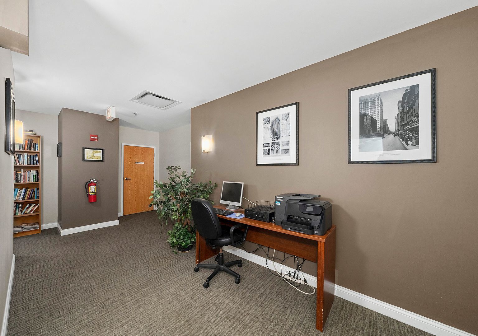 8 West Monroe Street, Unit 2005 Chicago, IL 60603 - Photo 22 of 23