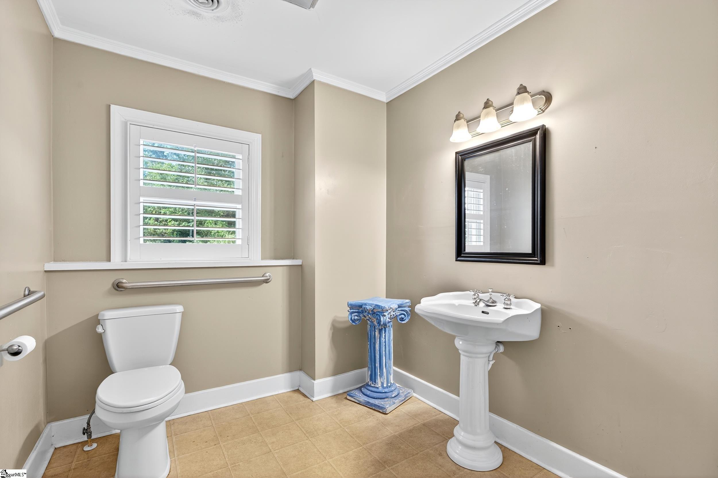 5250 Highway 221 Roebuck, SC 29376 - Photo 12 of 49