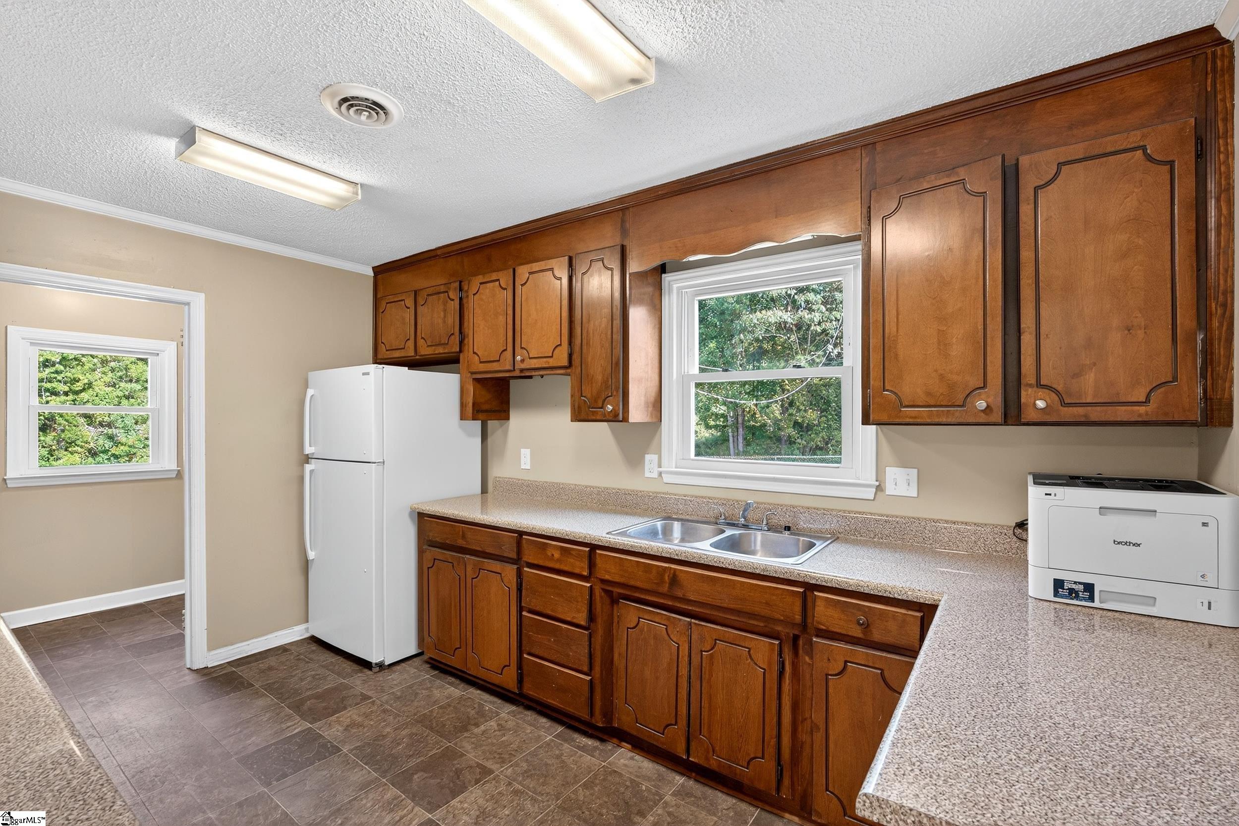 5250 Highway 221 Roebuck, SC 29376 - Photo 20 of 49