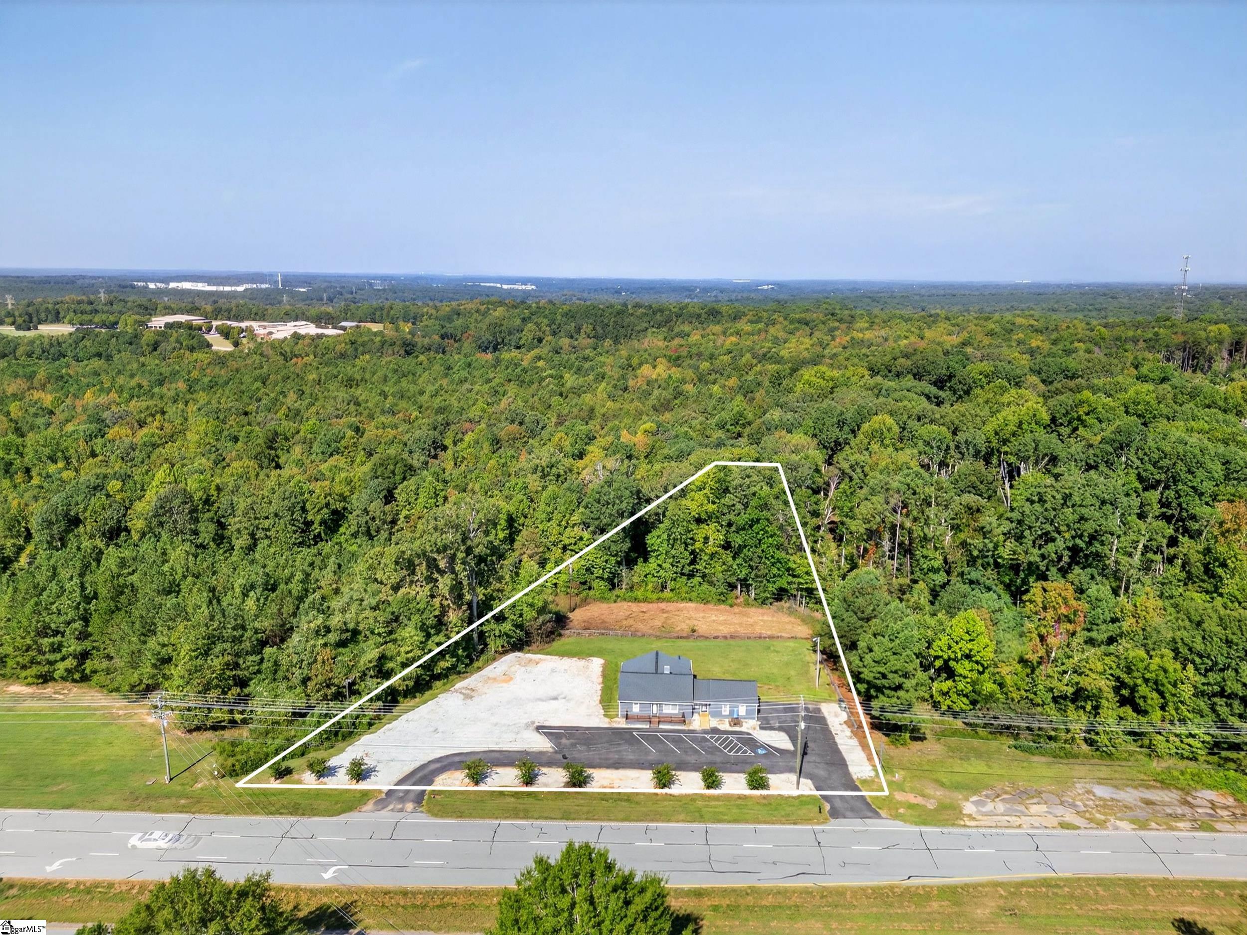 5250 Highway 221 Roebuck, SC 29376 - Photo 2 of 49