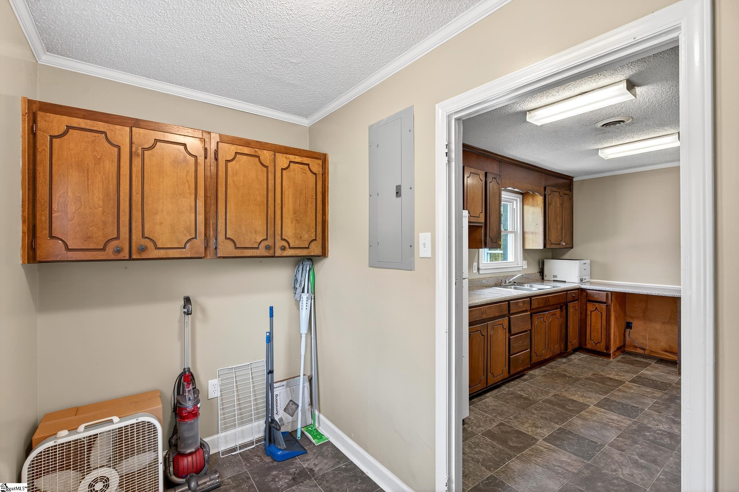 5250 Highway 221 Roebuck, SC 29376 - Photo 22 of 49