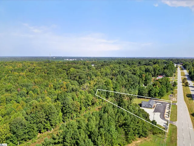 $439,000 | 5250 Highway 221, Roebuck, SC 29376