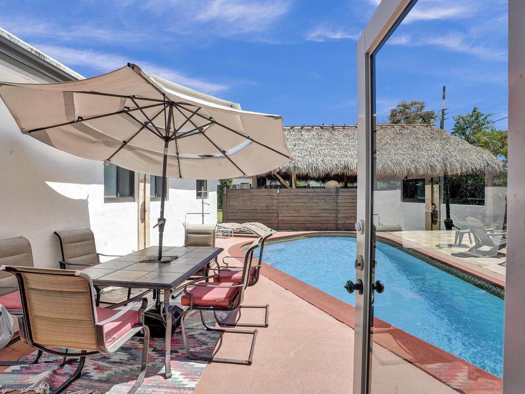 2099 Northeast 4th Court Boca Raton, FL 33431 - Photo 22 of 36 Outdoor area