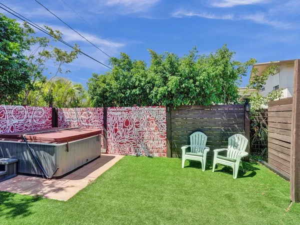 $6,500 | 2099 Northeast 4th Court, Boca Raton, FL 33431