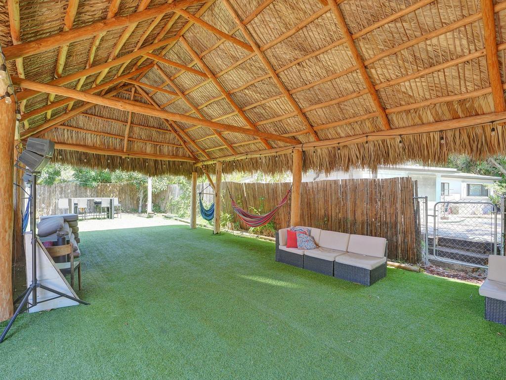 2099 Northeast 4th Court Boca Raton, FL 33431 - Photo 30 of 36 Pollapa