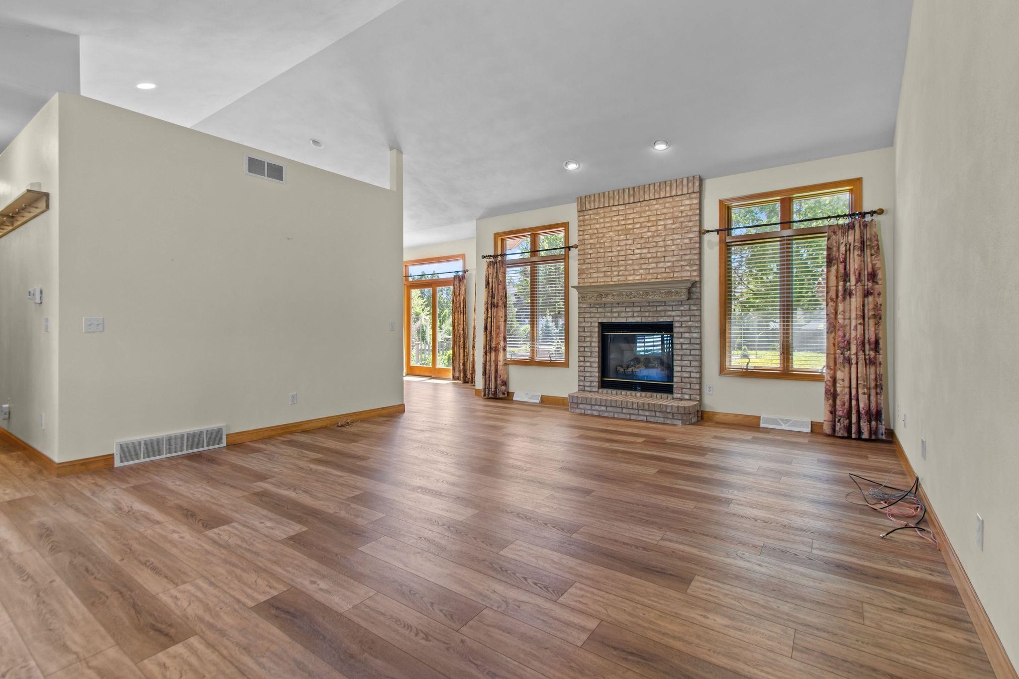W5875 Sweet Clover Drive Appleton, WI 54915 - Photo 8 of 58