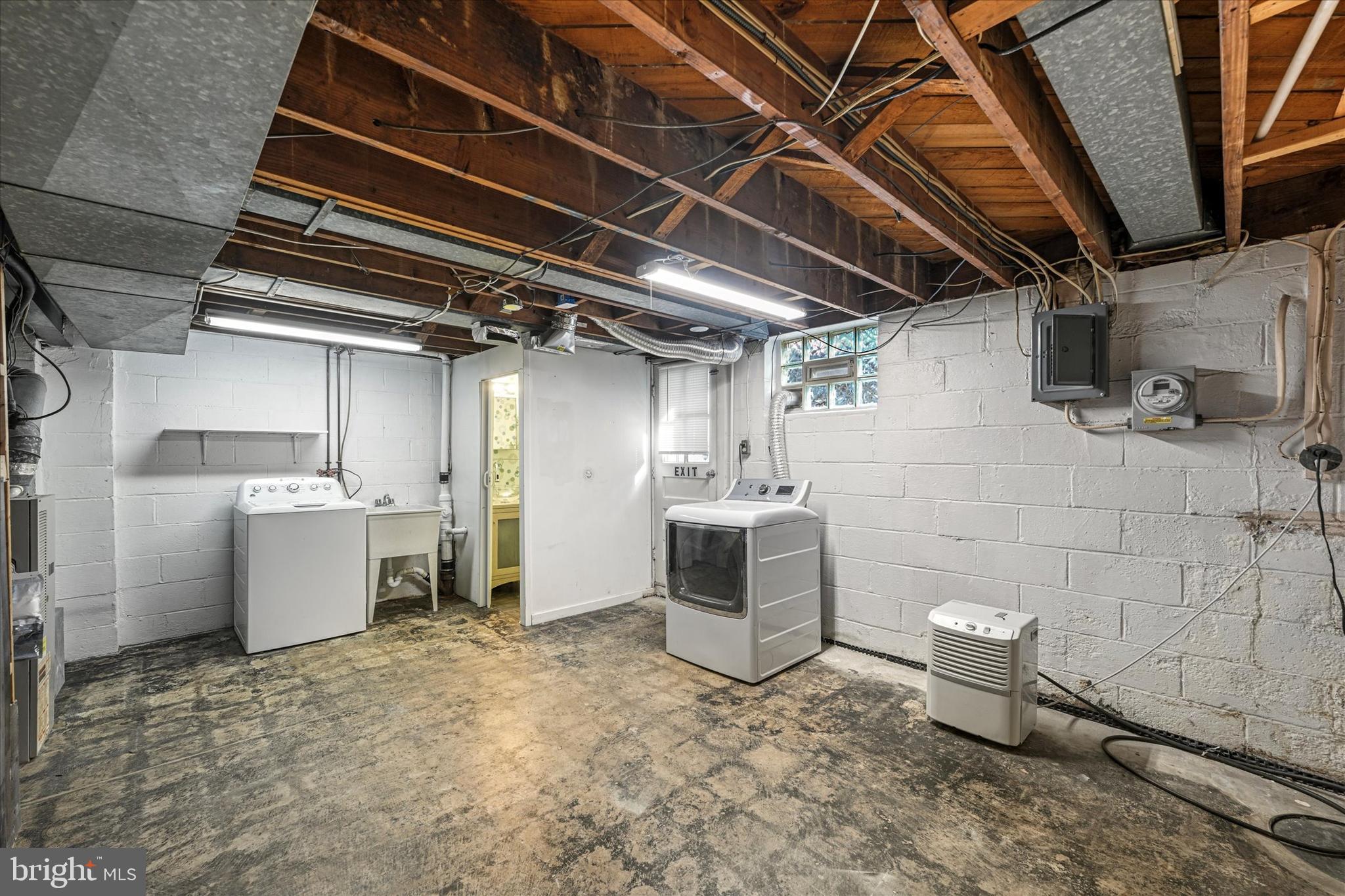 7827 Bank Street Baltimore, MD 21224 - Photo 16 of 19 Gallery Image 16