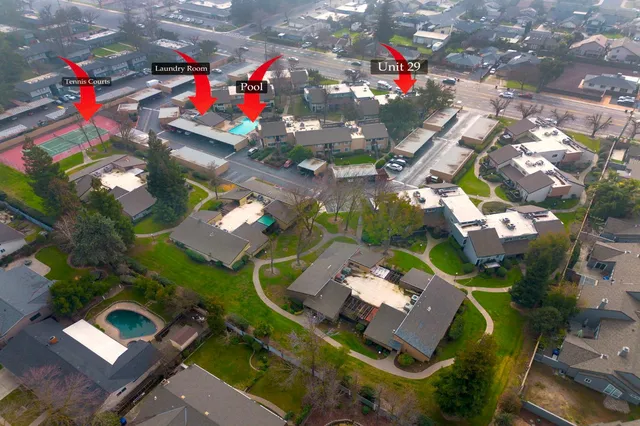 $211,995 | 325 Standiford Avenue, Unit 29, Modesto, CA 95356