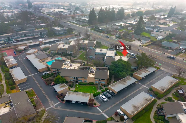 $211,995 | 325 Standiford Avenue, Unit 29, Modesto, CA 95356