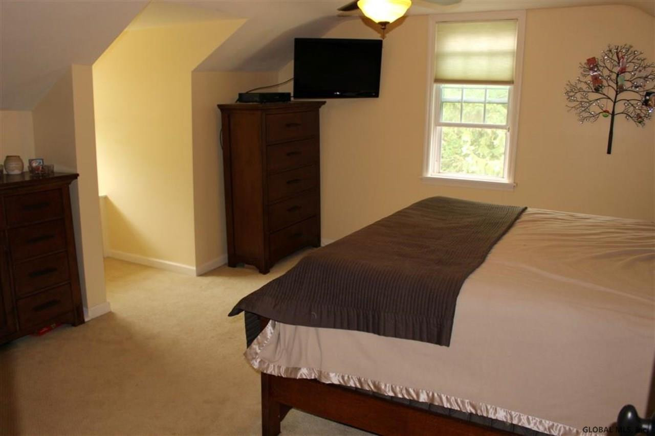 47 Continental Road Rotterdam, NY 12306 - Photo 15 of 25 Photo 15