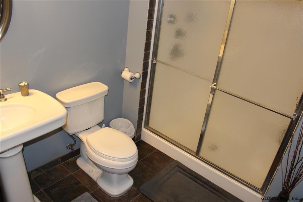 47 Continental Road Rotterdam, NY 12306 - Photo 19 of 25 Photo 19