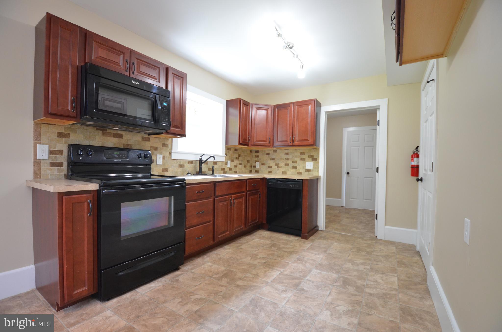 72 Ridge Road Hackettstown, NJ 07840 - Photo 3 of 20