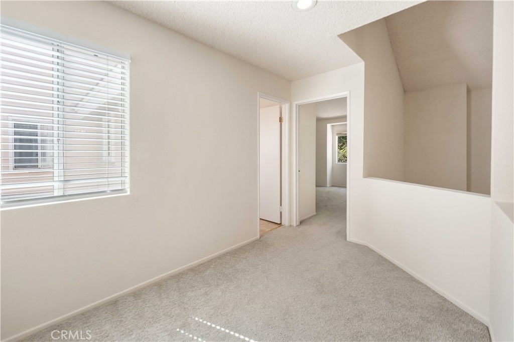 2762 Erringer Road, Unit 15 Simi Valley, CA 93065 - Photo 15 of 32 Gallery Image 15