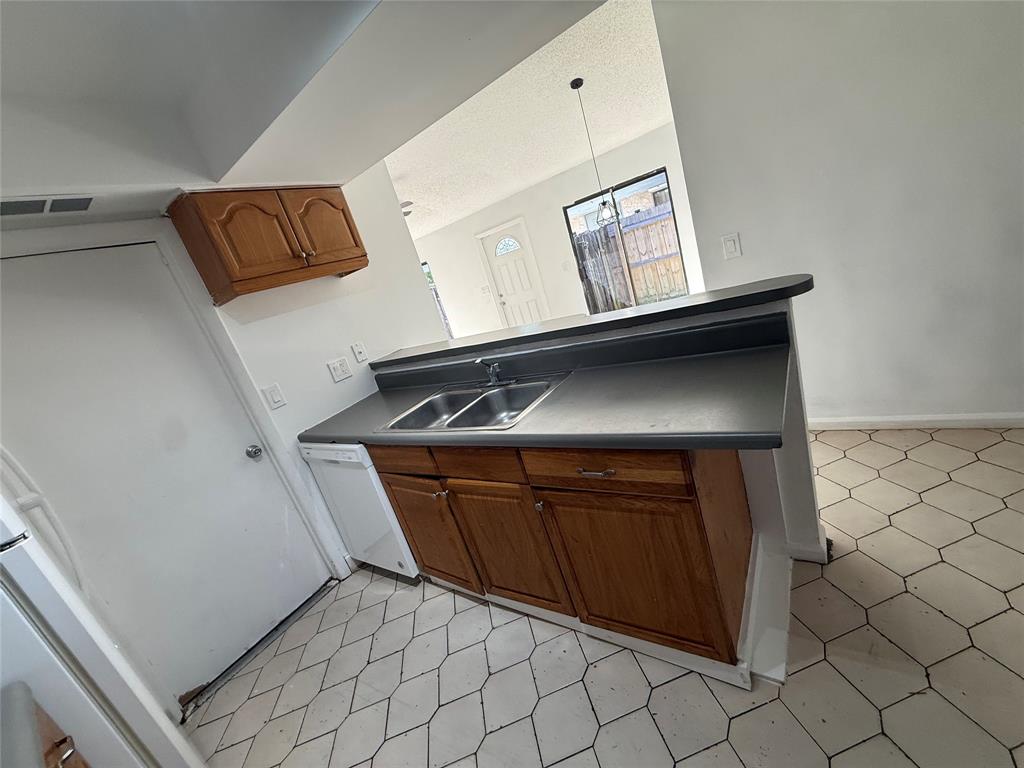 7427 Southwest 13th Street North Lauderdale, FL 33068 - Photo 45 of 49