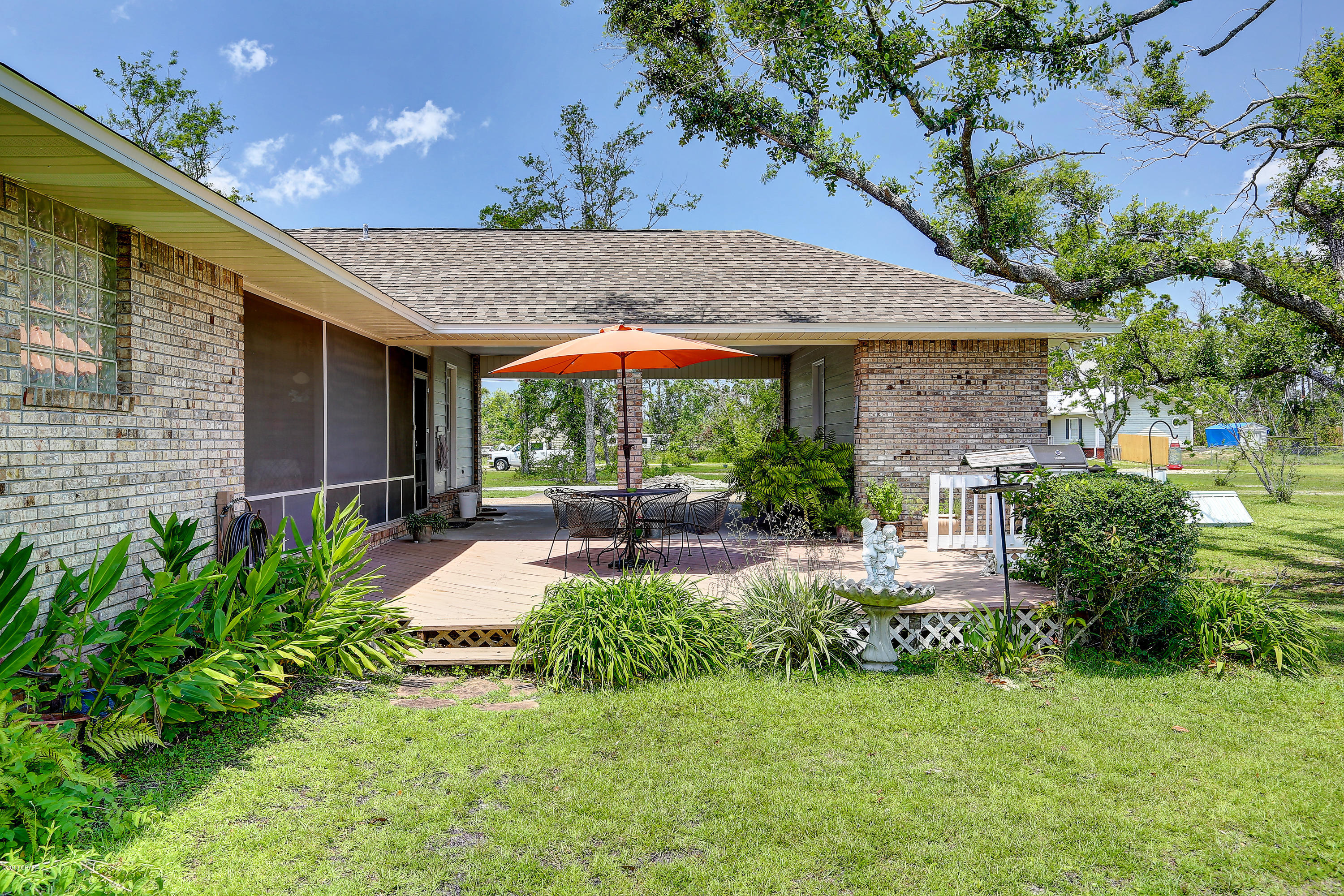 2437 McCormick Road Southport, FL 32409 - Photo 18 of 32