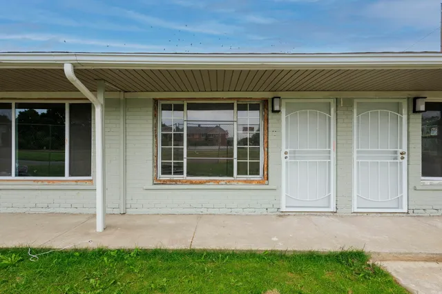 $700 | 8751 Elmira Street, Unit 9, Detroit, MI 48204