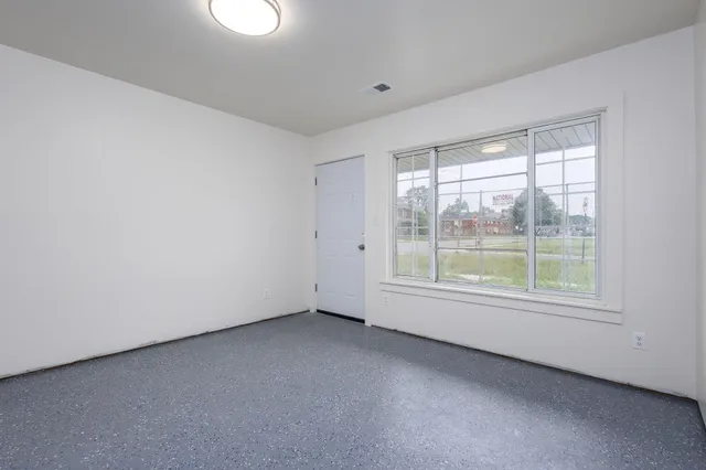 $700 | 8751 Elmira Street, Unit 9, Detroit, MI 48204