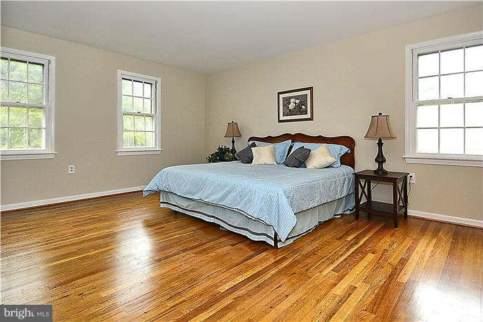 1424 Winding Waye Lane Silver Spring, MD 20902 - Photo 26 of 29 Bedroom (Master)