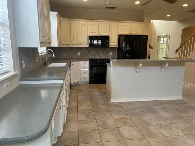 $396,000 | 8120 Captain Mary Miller Drive, Shreveport, LA 71115