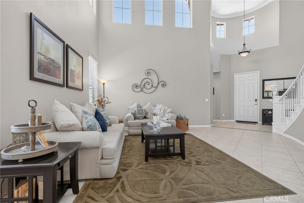 1268 Las Ventanas Way Riverside, CA 92508 - Photo 11 of 66