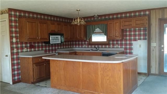 5832 Highway 76 East Springfield, TN 37172 - Photo 4 of 10 Open kitchen with large breakfast bar