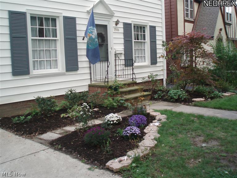 3506 Boynton Road Cleveland Heights, OH 44121 - Photo 2 of 11