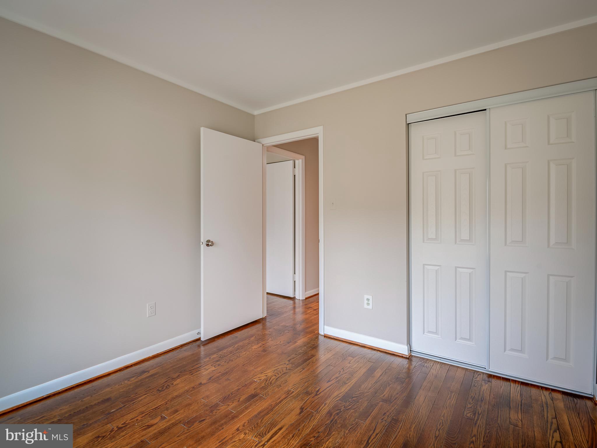 2058 Golf Course Drive Reston, VA 20191 - Photo 18 of 60