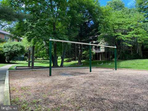 2058 Golf Course Drive Reston, VA 20191 - Photo 54 of 60