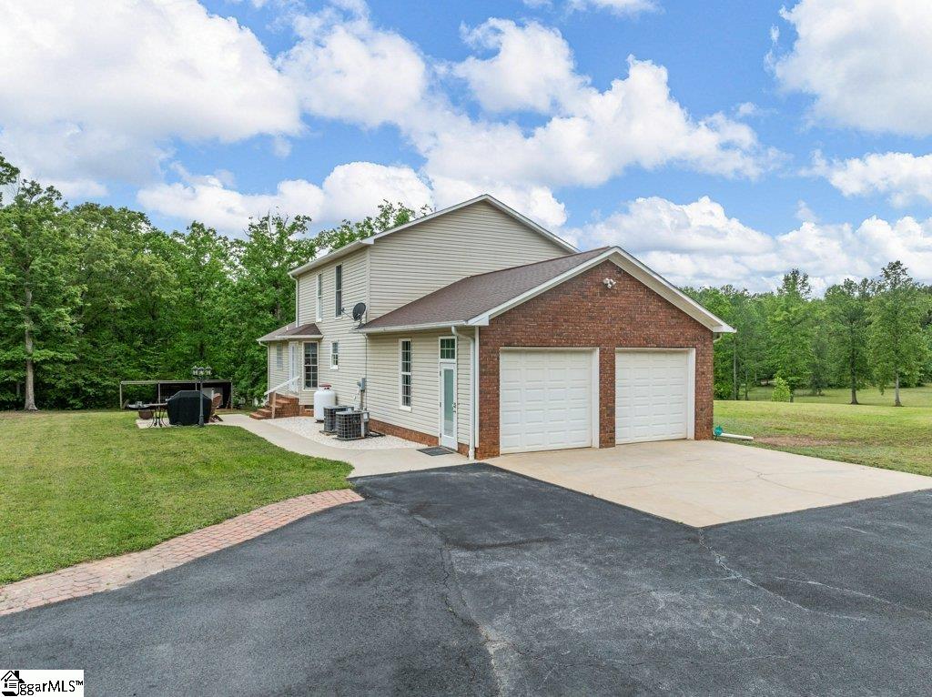 530 Hulon Howard Road Landrum, SC 29356 - Photo 31 of 48