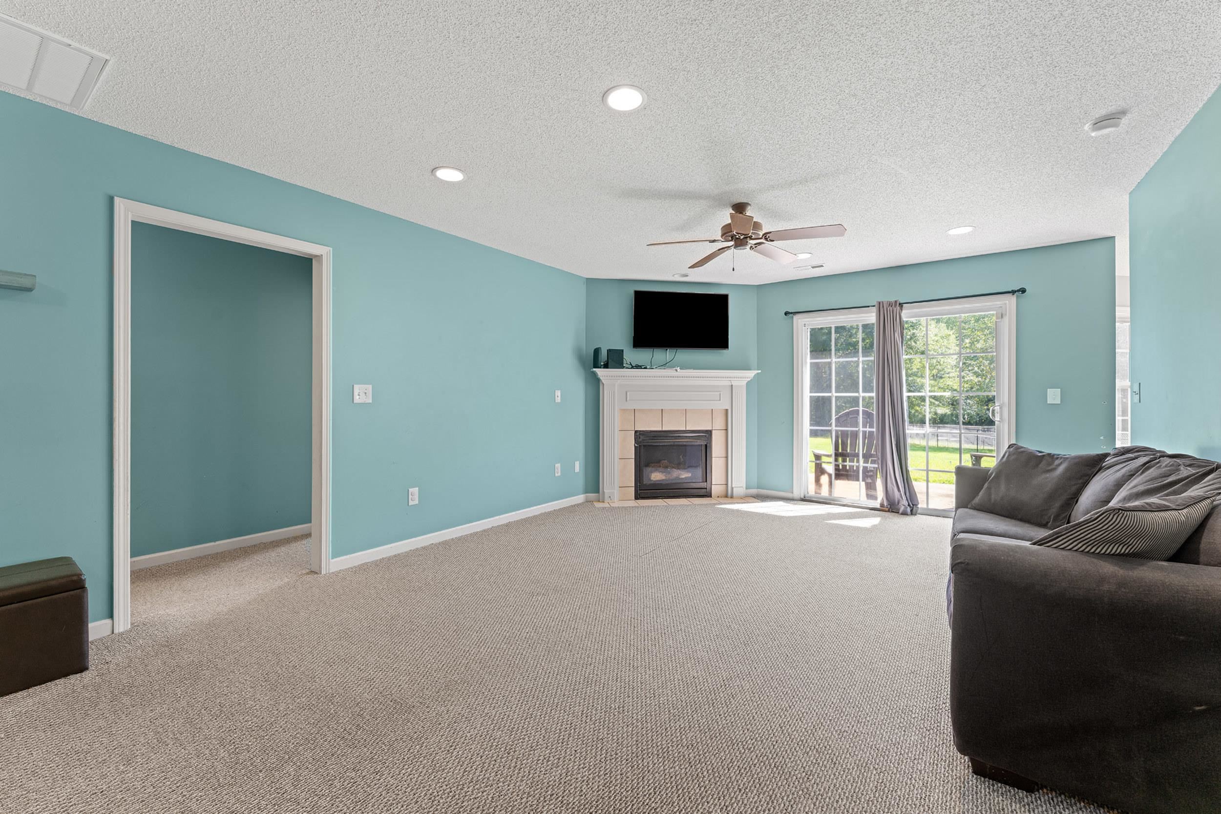 217 Shady Spring Way Wellford, SC 29385 - Photo 8 of 36 Gallery Image 8