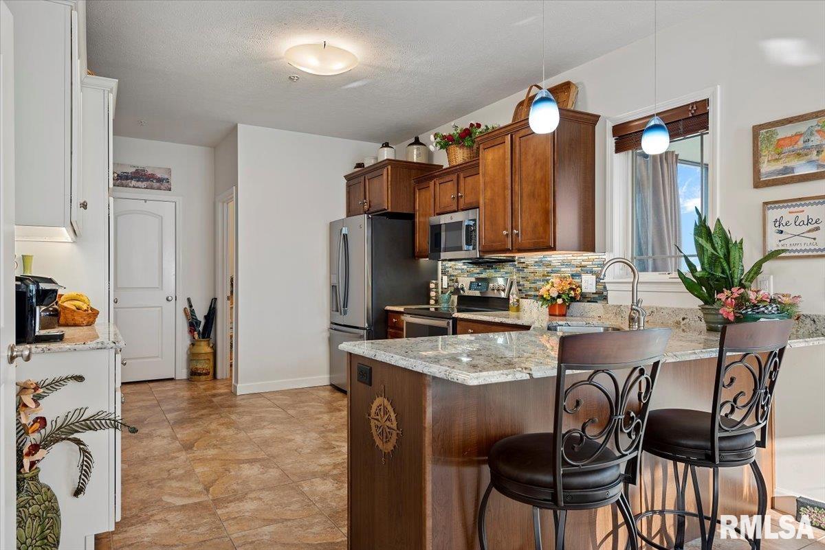 9 Waters Edge Boulevard, Unit 1 Springfield, IL 62712 - Photo 13 of 50