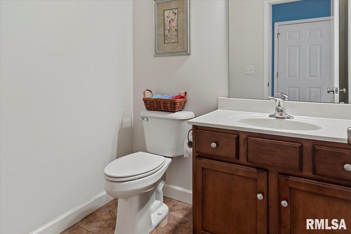 9 Waters Edge Boulevard, Unit 1 Springfield, IL 62712 - Photo 17 of 50