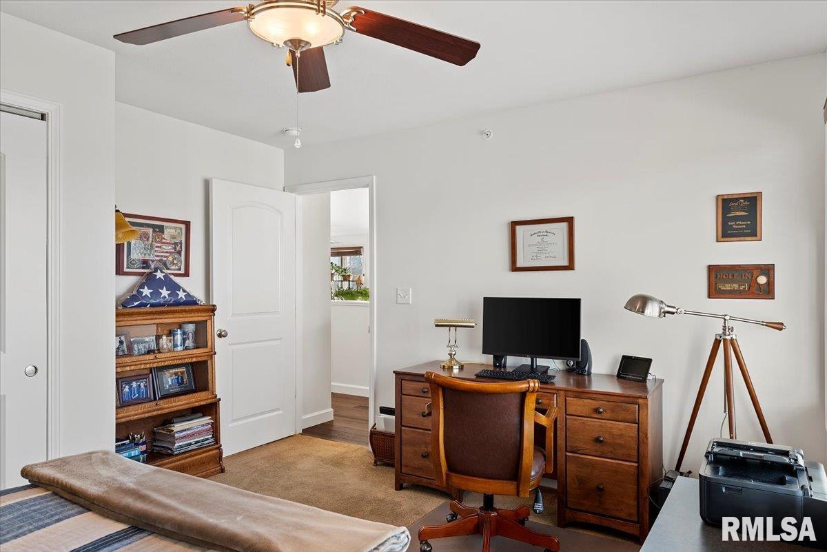 9 Waters Edge Boulevard, Unit 1 Springfield, IL 62712 - Photo 28 of 50