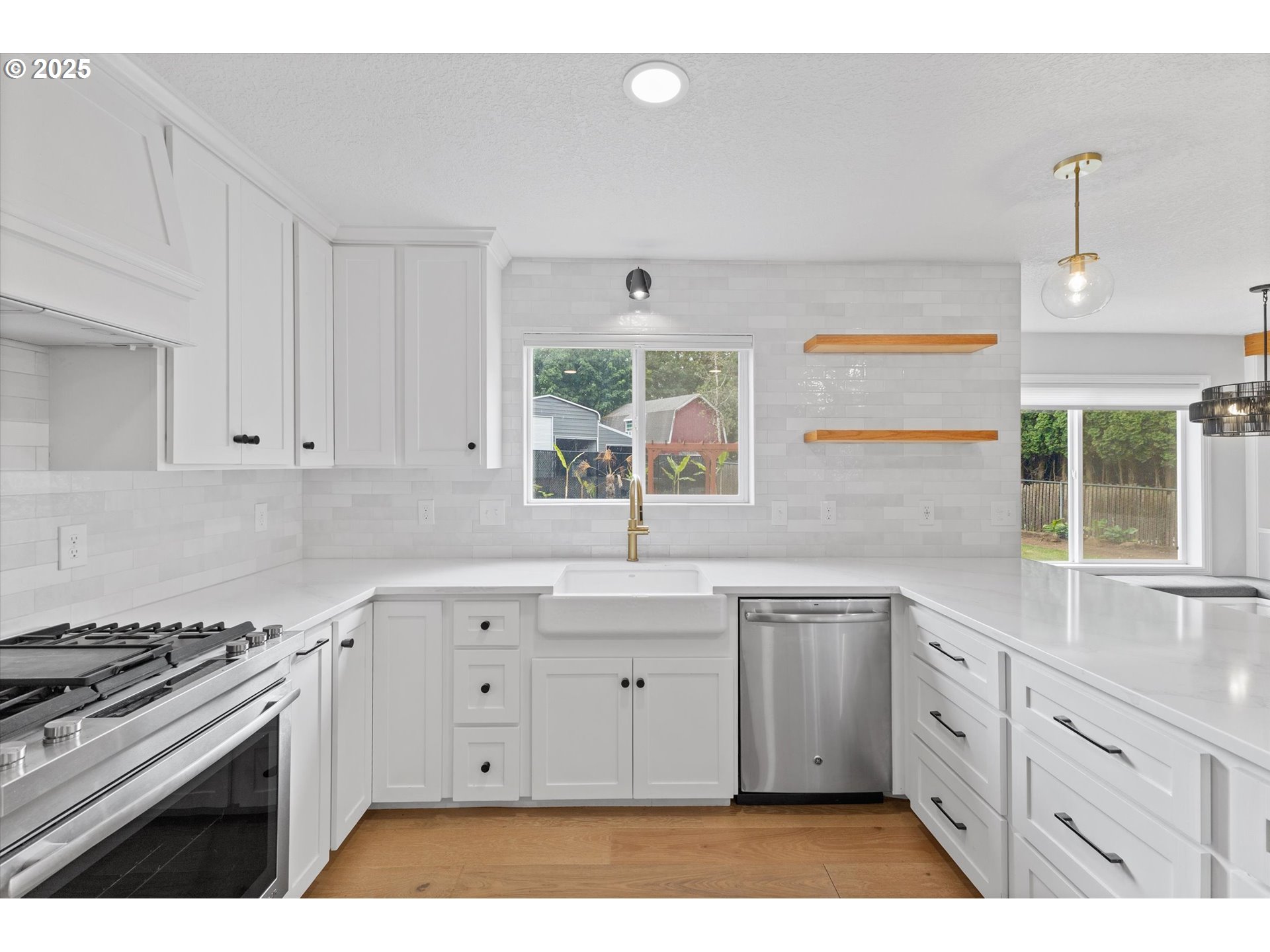 19338 Inishbride Court Oregon City, OR 97045 - Photo 14 of 48 Gallery Image 14