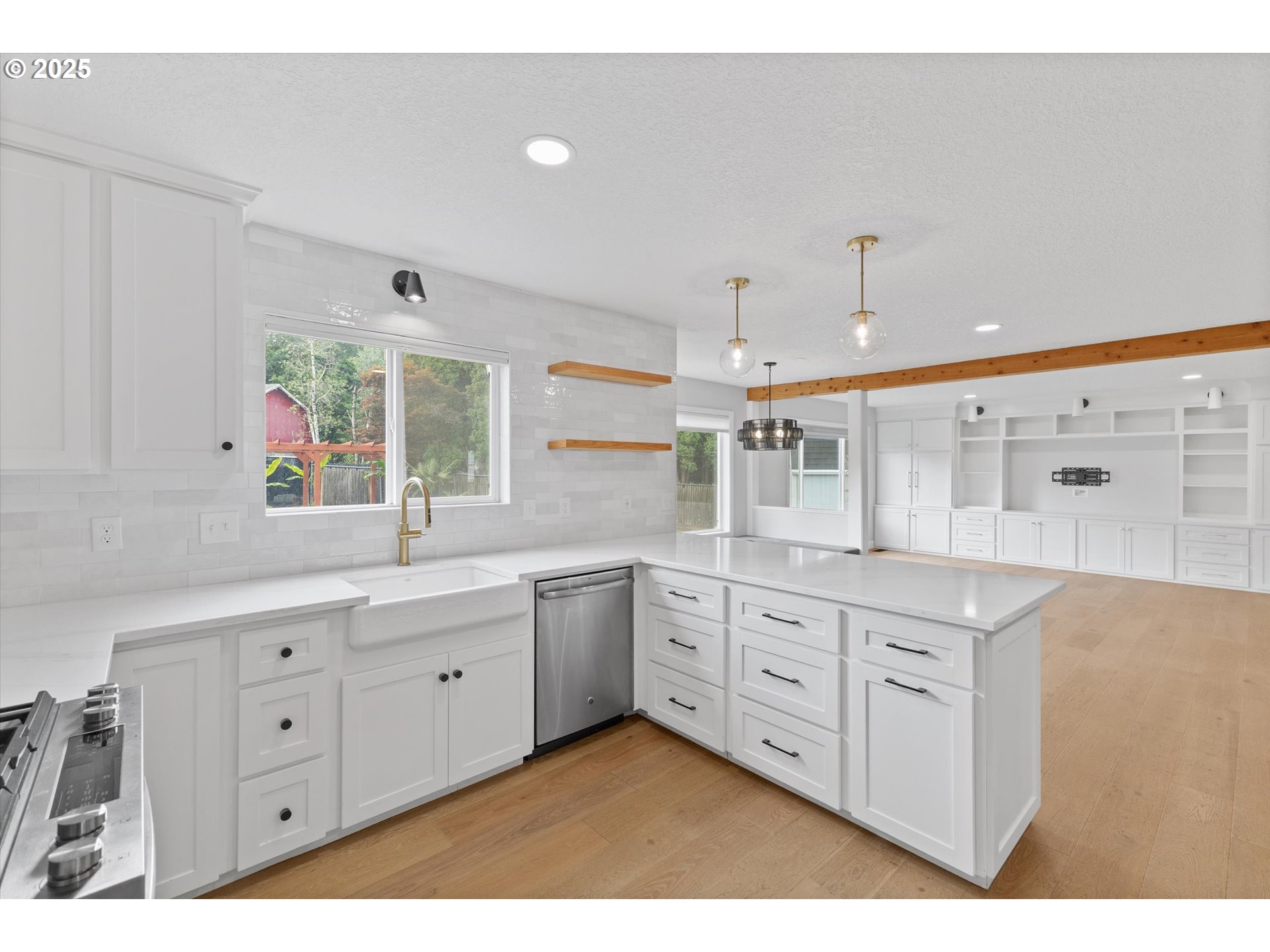 19338 Inishbride Court Oregon City, OR 97045 - Photo 16 of 48 Gallery Image 16