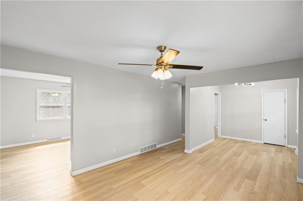 1104 Lexington Road Pleasant Hill, MO 64080 - Photo 7 of 27