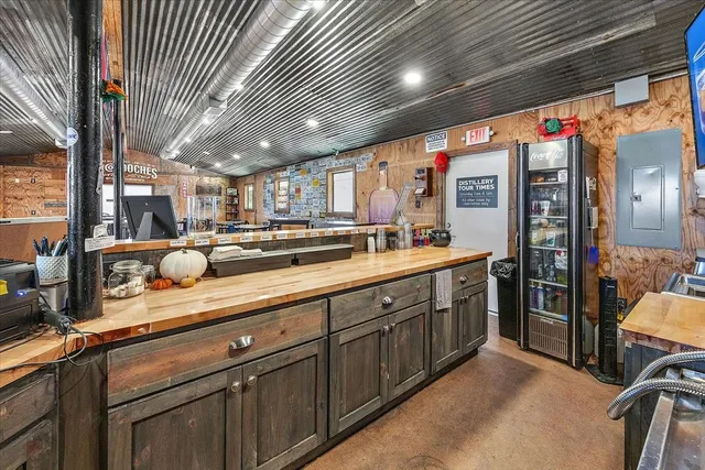 $1,400,000 | 7905 Highway 59, Nacogdoches, TX 75964