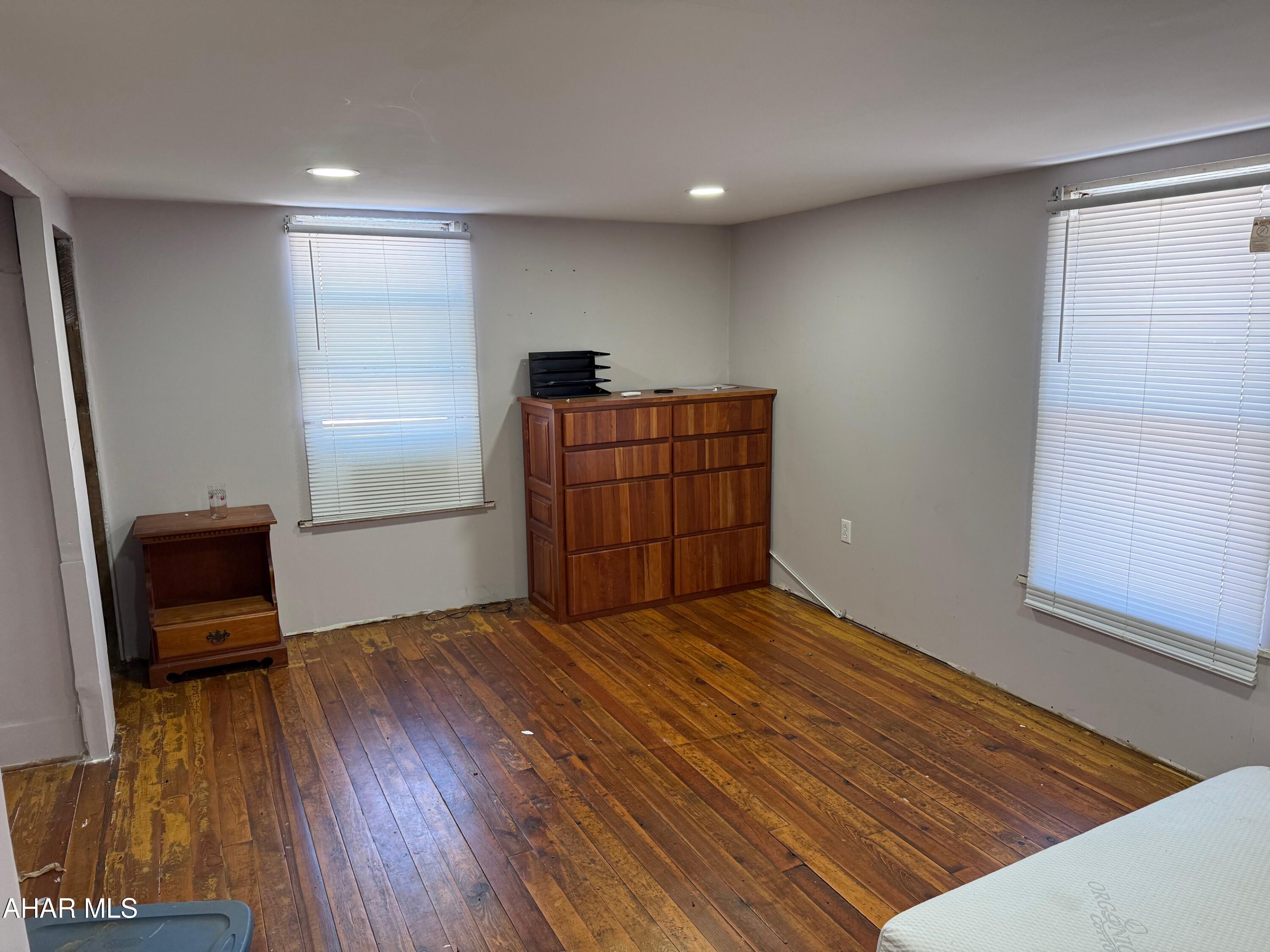5620 Milligans Cove Road Manns Choice, PA 15550 - Photo 27 of 30