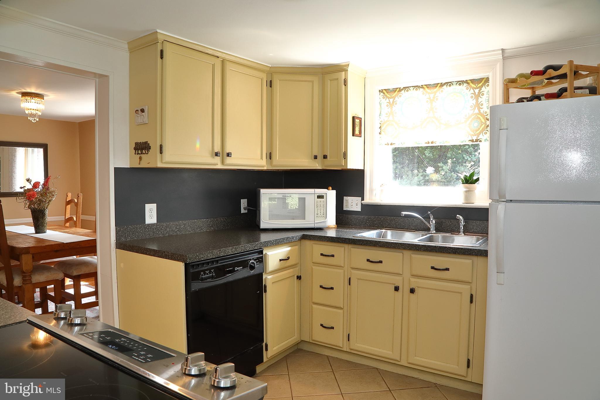 1610 Ridgeview Avenue Lancaster, PA 17603 - Photo 14 of 44 Gallery Image 14