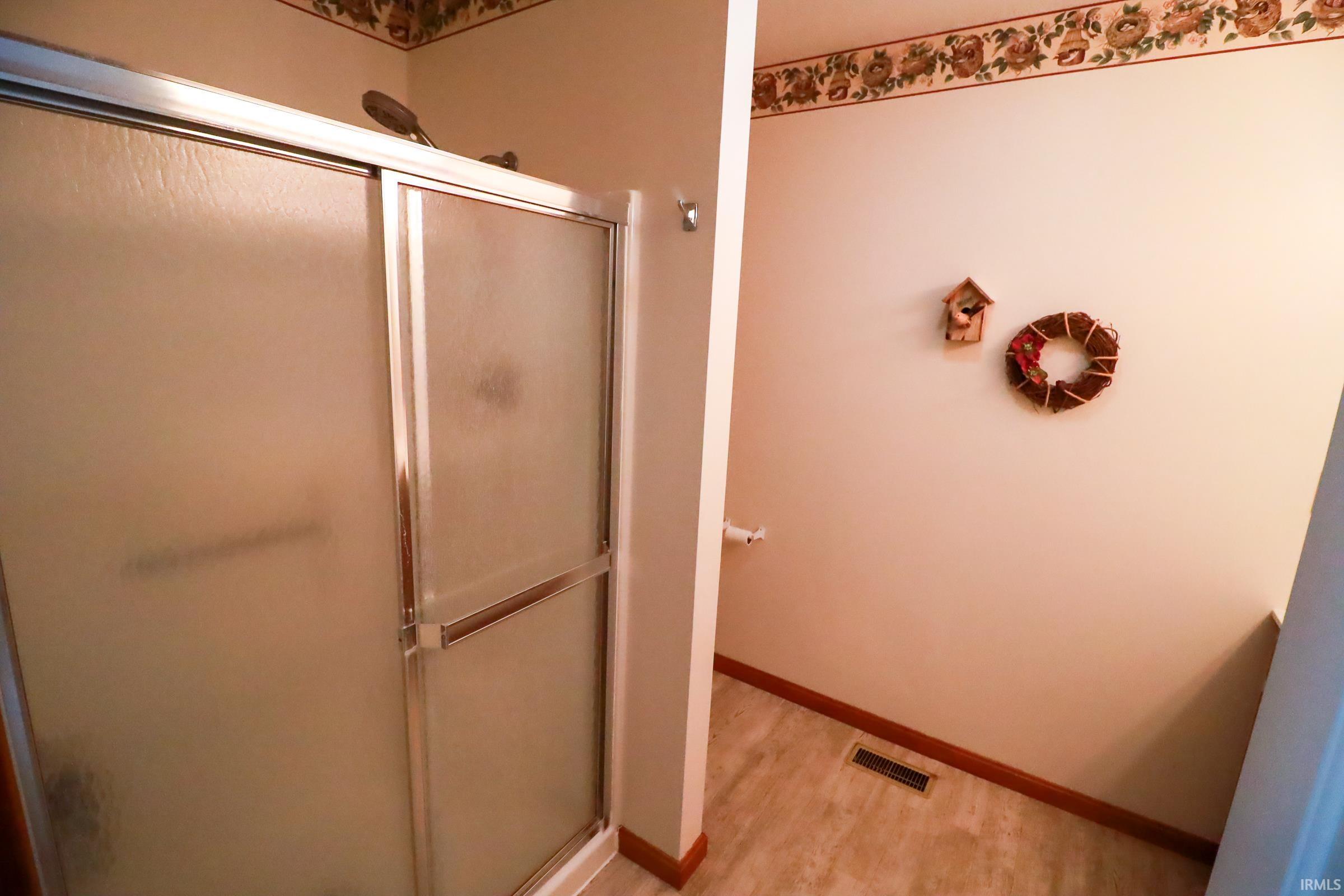 1936 Hunter's Ridge Drive Huntington, IN 46750 - Photo 12 of 20 Gallery Image 12